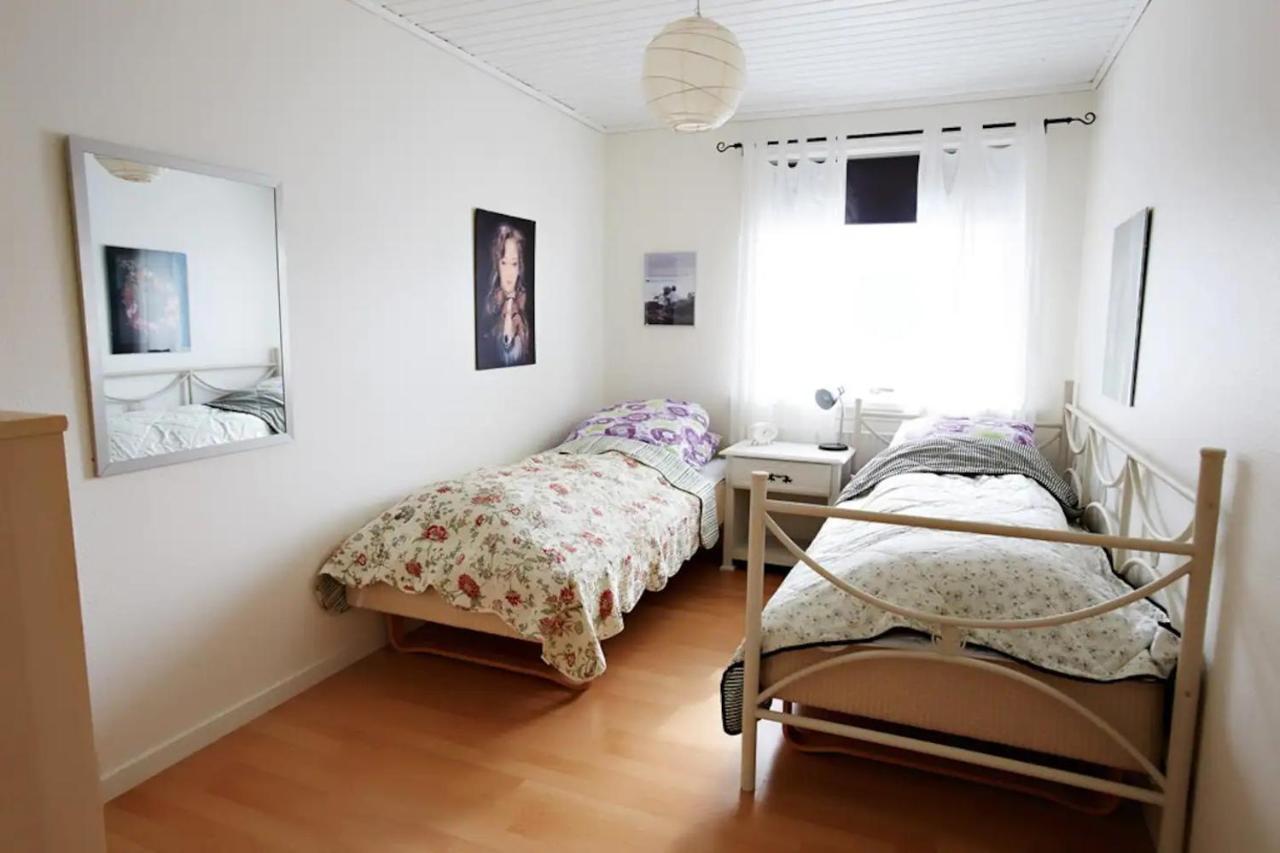 Liljulon / First Floor / Views / Location Appartement Ljosa Buitenkant foto